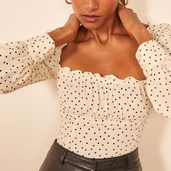 Reformation Tops - Reformation Matteo TOP size 6 NEW
